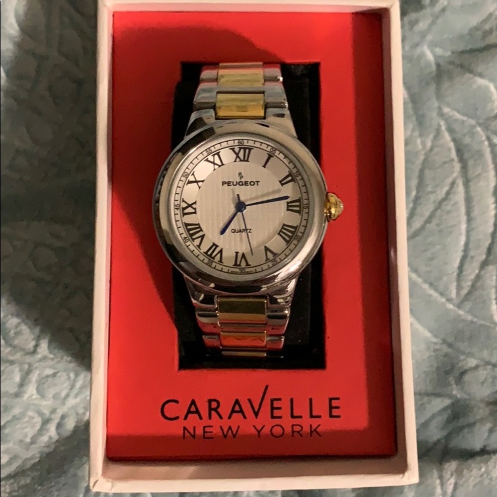 Two tone metallic watch
